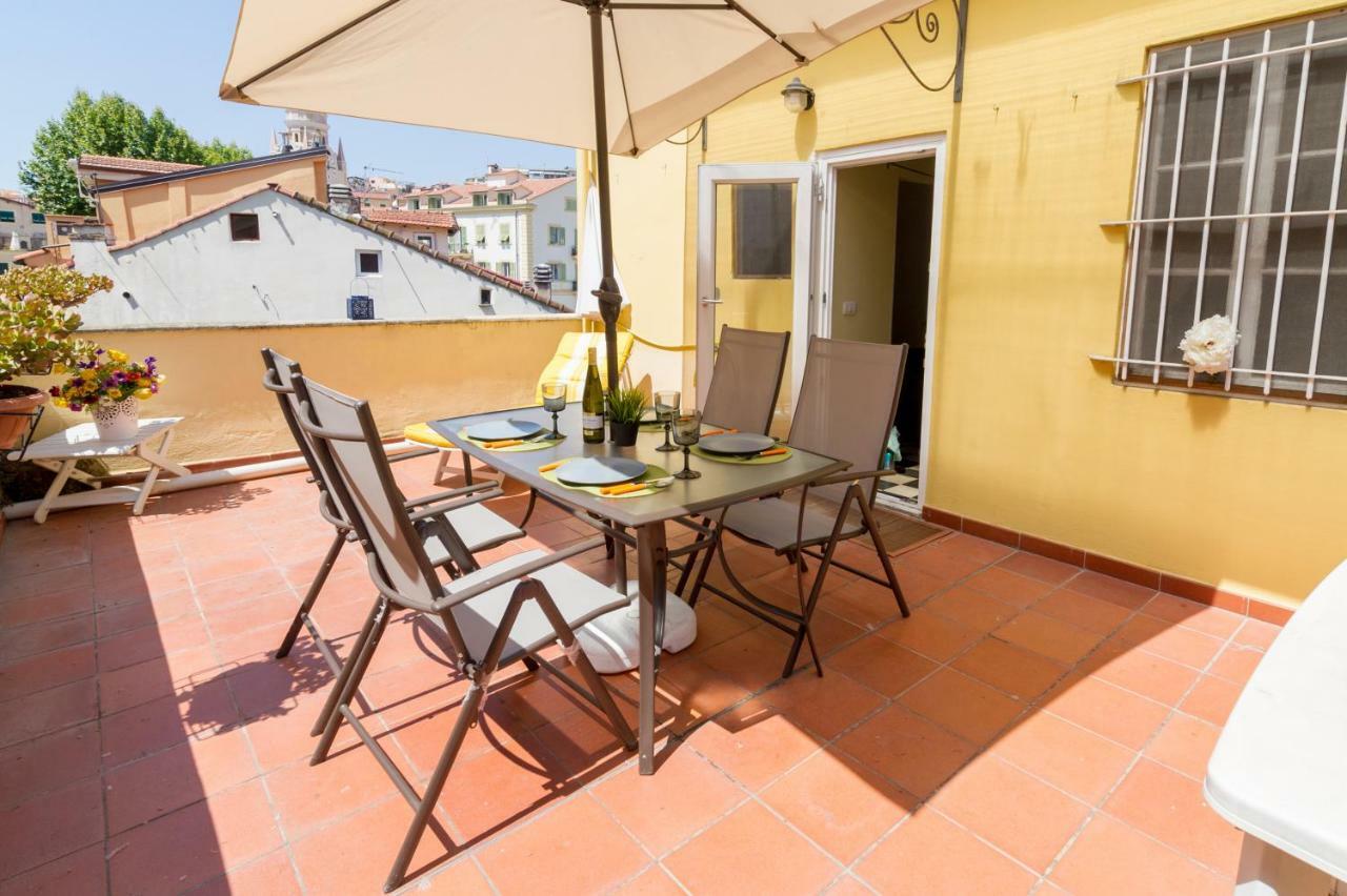 Apartment In The Heart Of Sanremo Luaran gambar